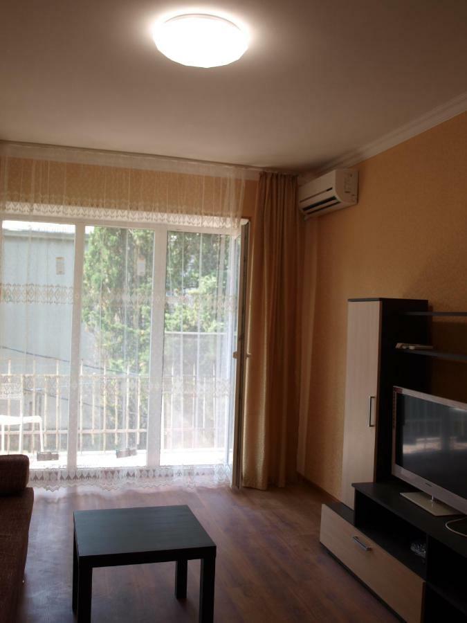 Sun Family Апартаменты Gagra Buitenkant foto